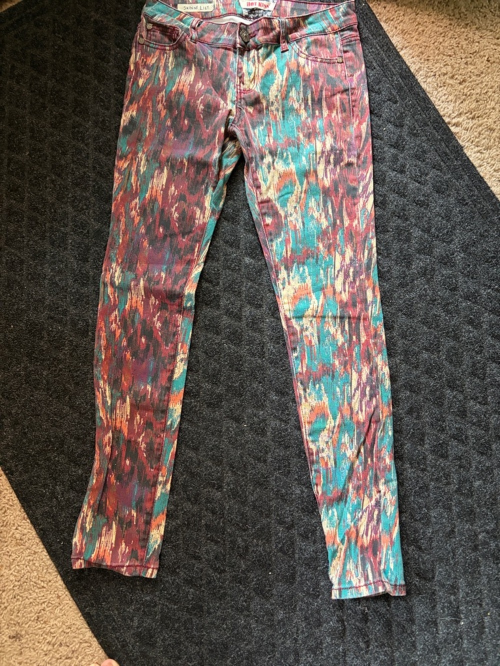 Hot Kiss Teal and Burgundy Patterned Skinny Lilly Jeans Size 5 - Picture 5 of 11